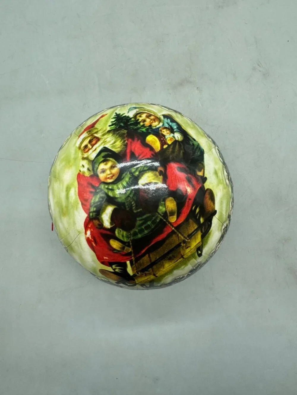 Williams-Sonoma Winter Wonderland Treasure Globe Papier Mâché Santa kids READ